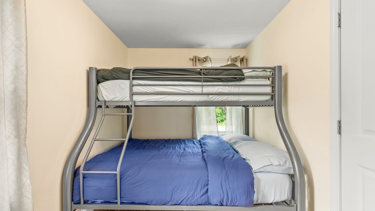 Photo of Others in Pocasset