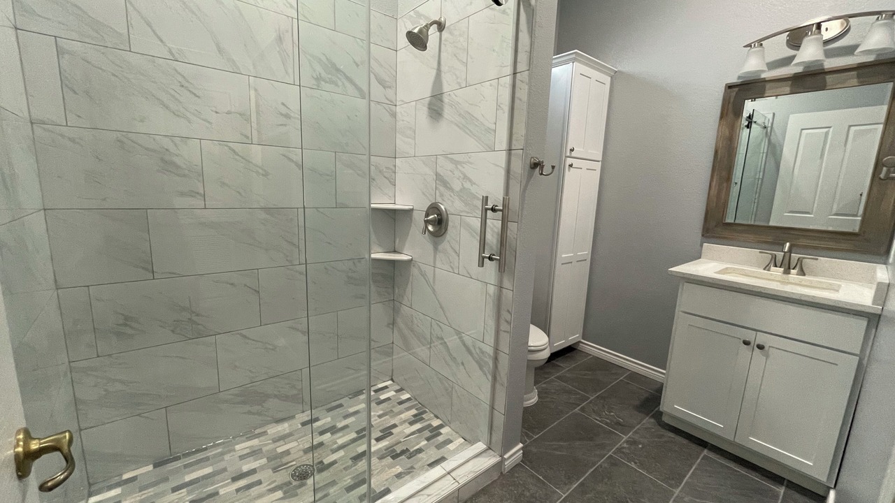 Photo of Bathroom in Pirates Beach West