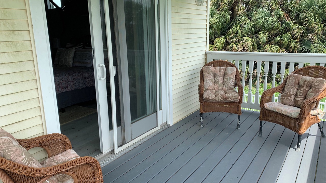 Photo of Patio Balcony in Pirates Beach West