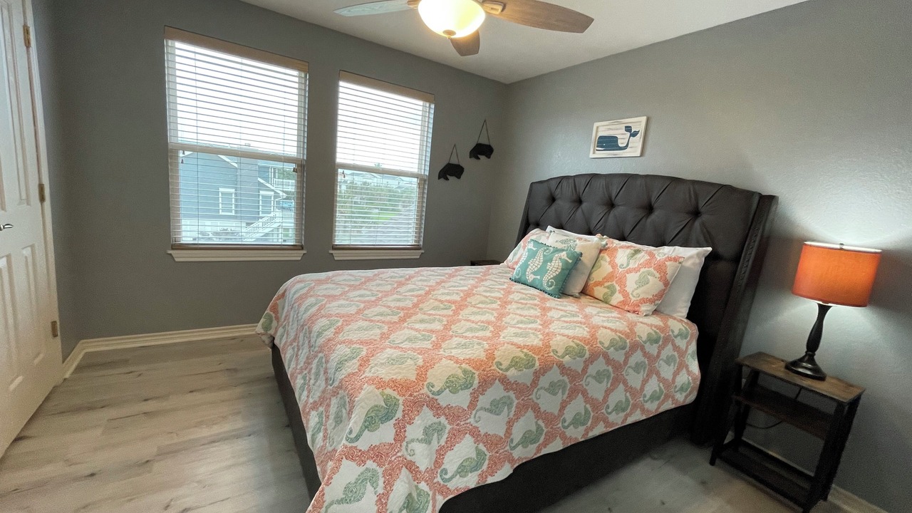 Photo of Bedroom in Pirates Beach West