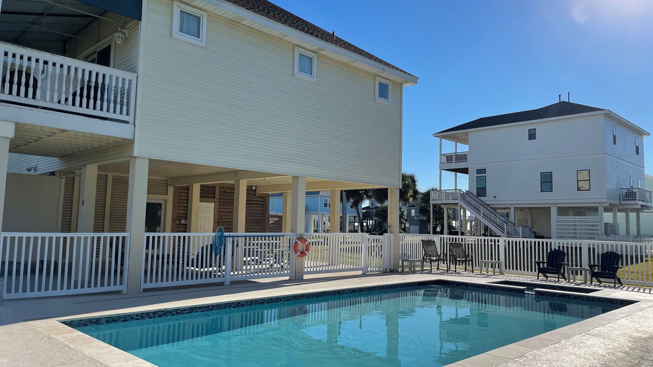 Photo of Outdoor in Pirates Beach West