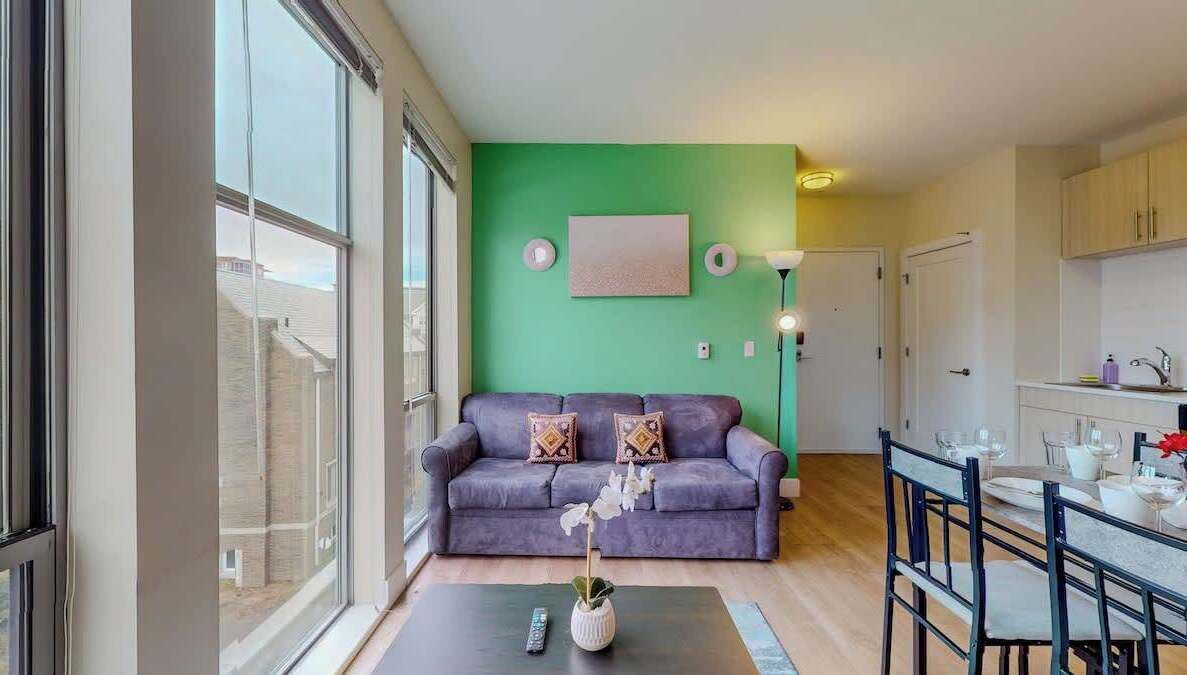 Photo of Livingroom in Downtown