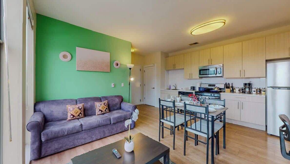 Photo of Livingroom in Downtown