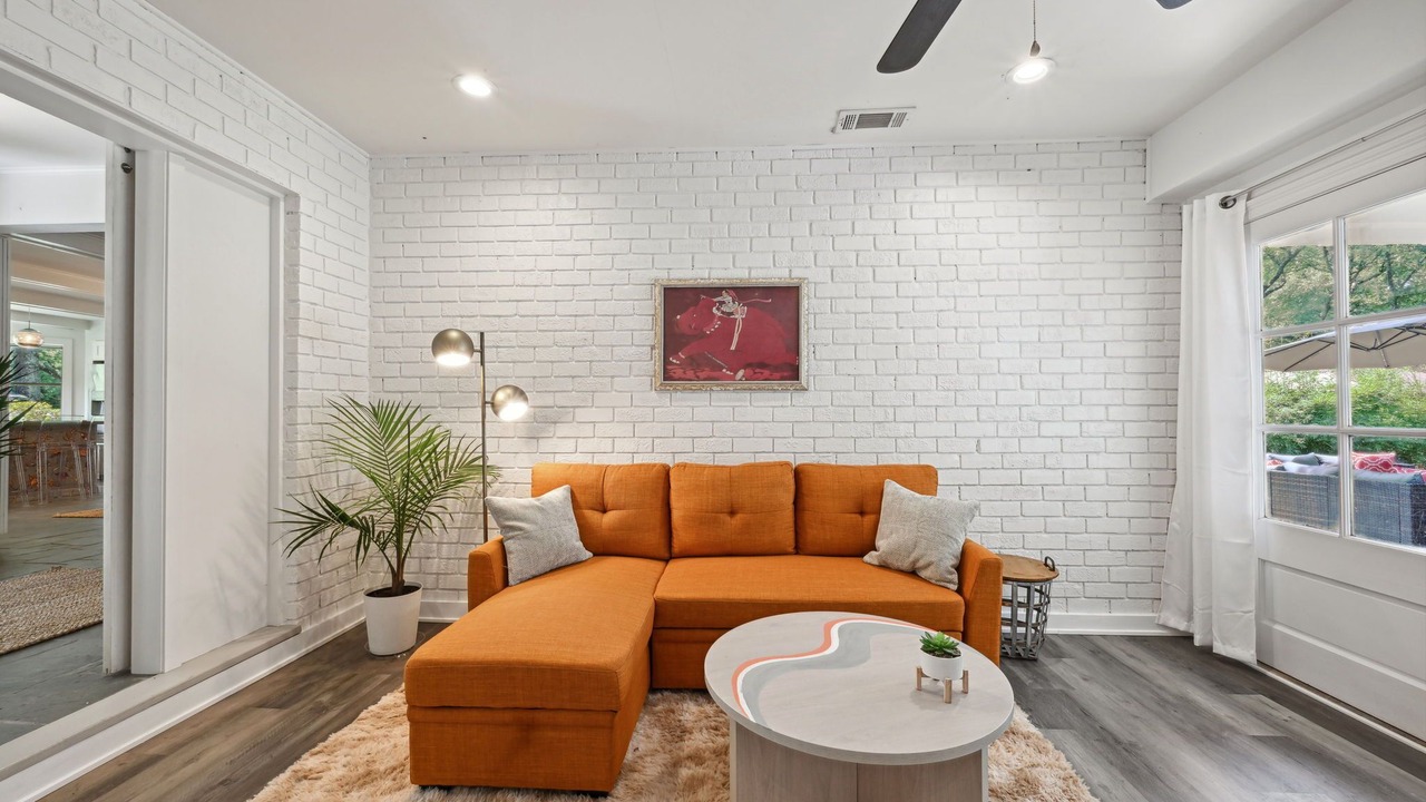 Photo of Livingroom in Covington