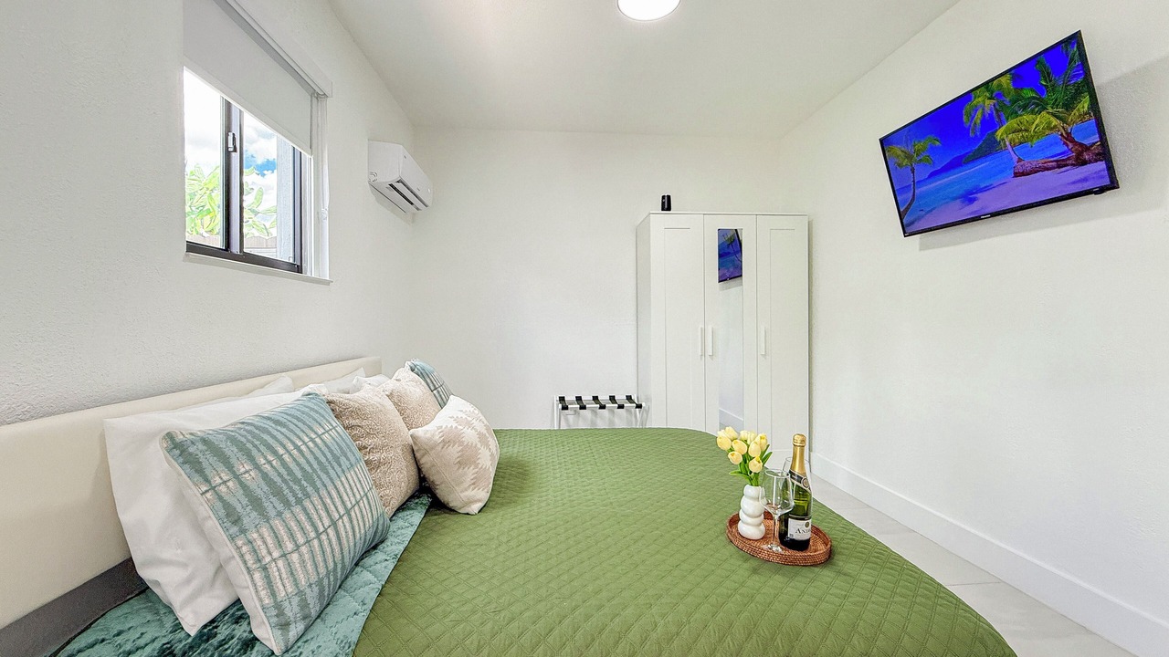 Photo of Bedroom in Miramar