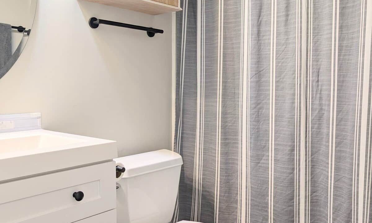 Photo of Bathroom in Enterprise