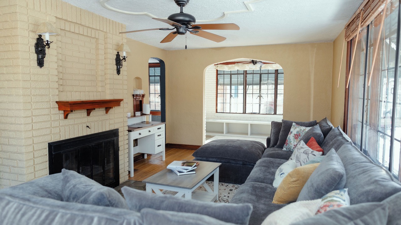 Photo of Livingroom in Shelbyville
