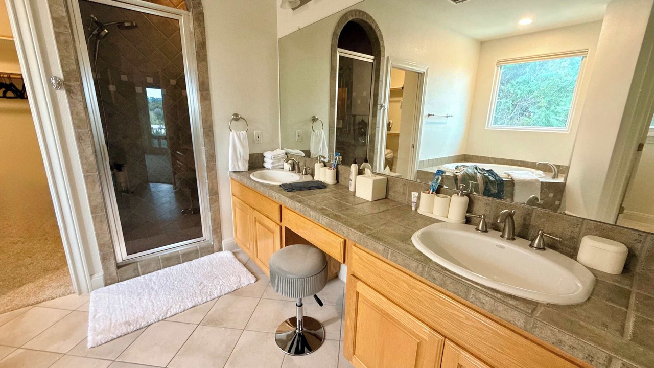 Photo of Bathroom in Lodge Acres
