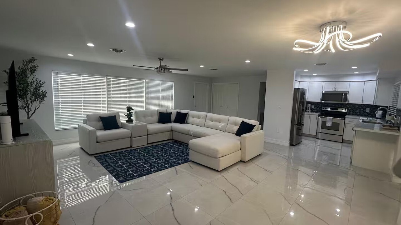 Photo of Livingroom in North Fort Myers