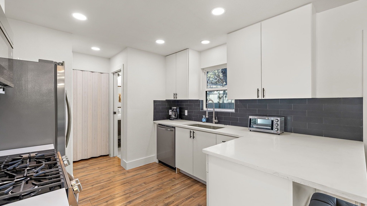 Photo of Kitchen in South Lamar