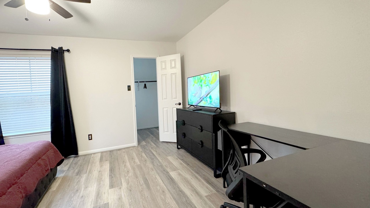 Photo of Bedroom in College Park