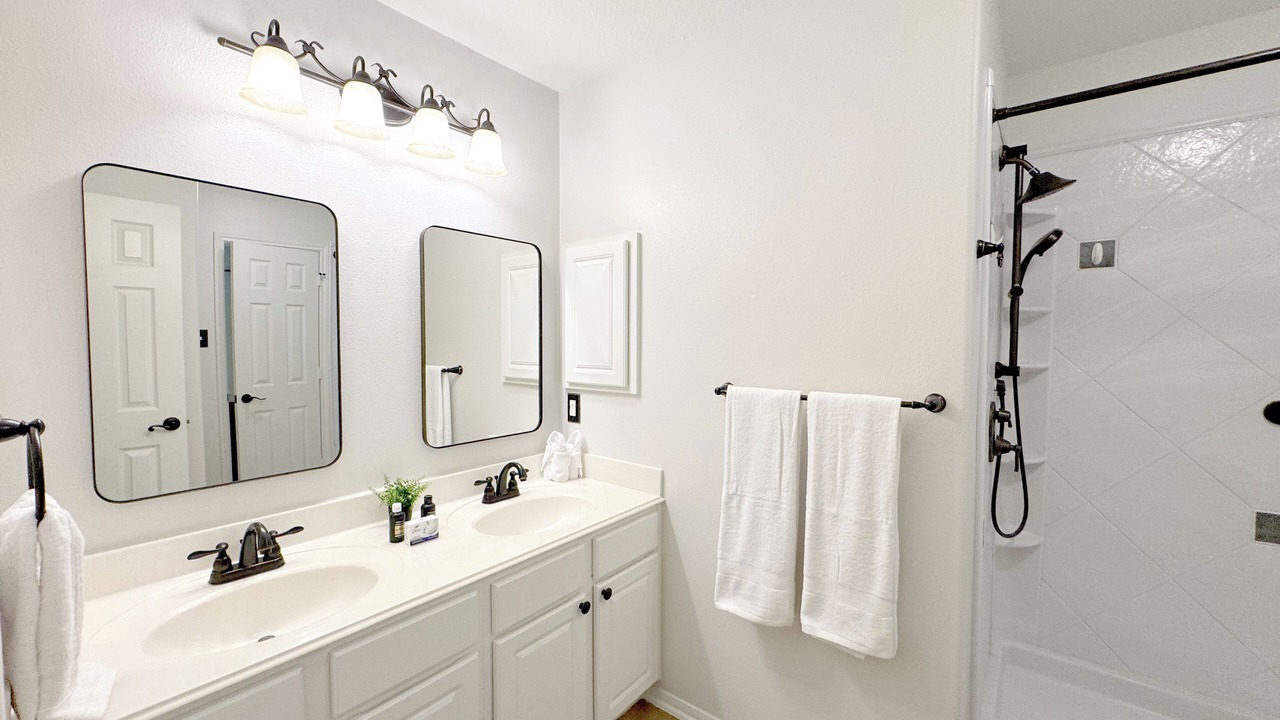 Photo of Bathroom in College Park