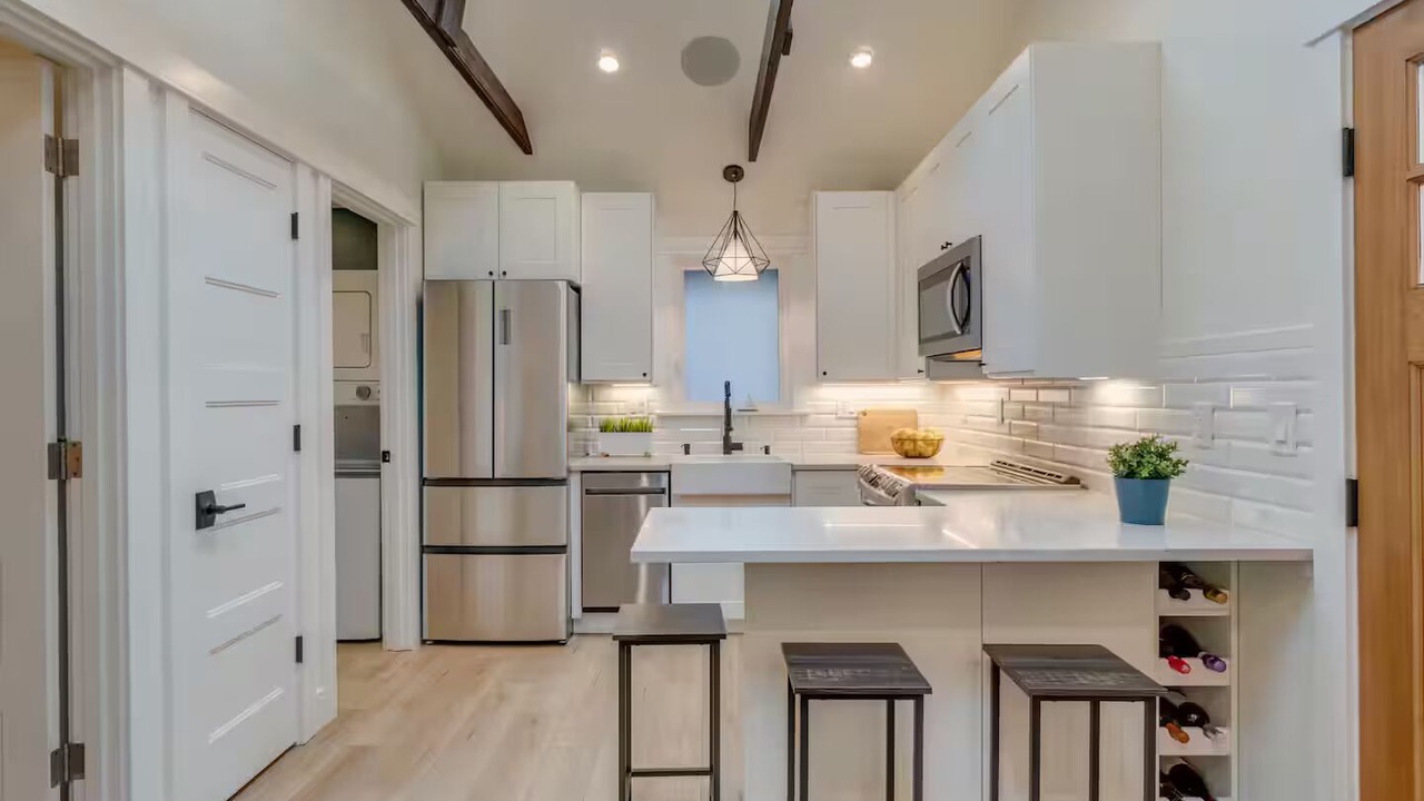 Photo of Kitchen in Hollywood District