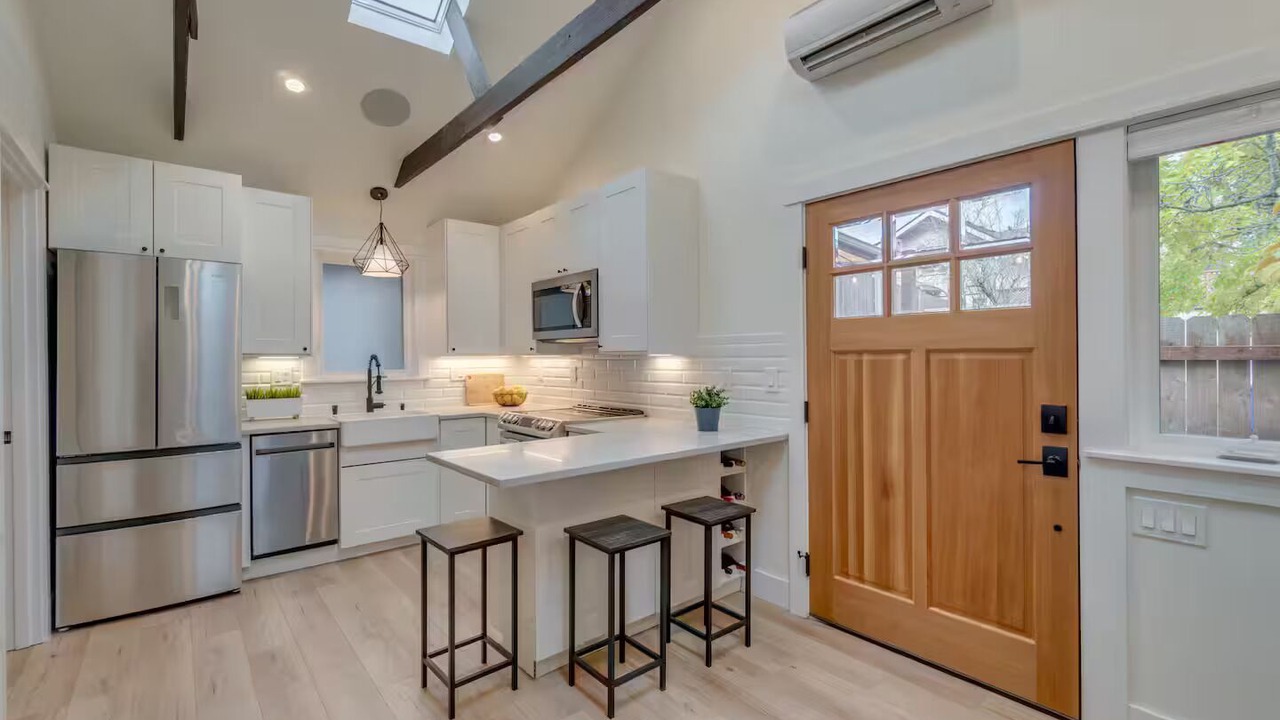 Photo of Kitchen in Hollywood District