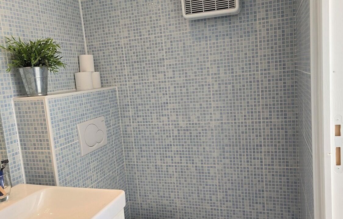 Photo of Bathroom in Port-Vendres