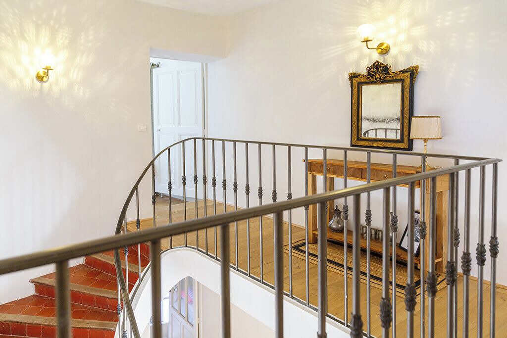 Photo of Others in Maubec