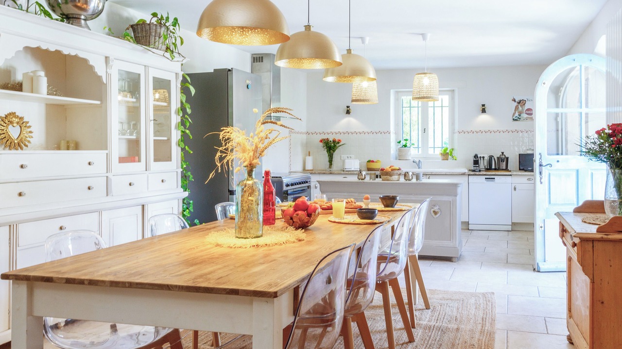 Photo of Others in Maubec