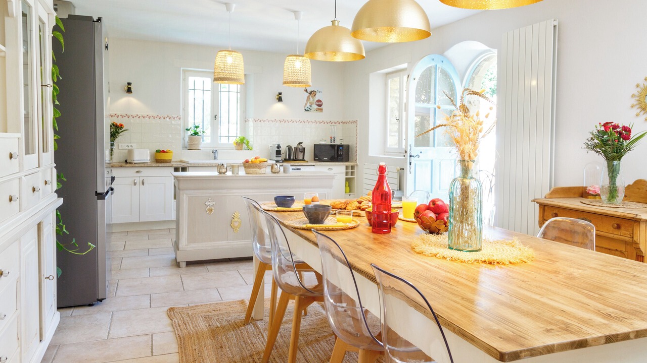 Photo of Others in Maubec