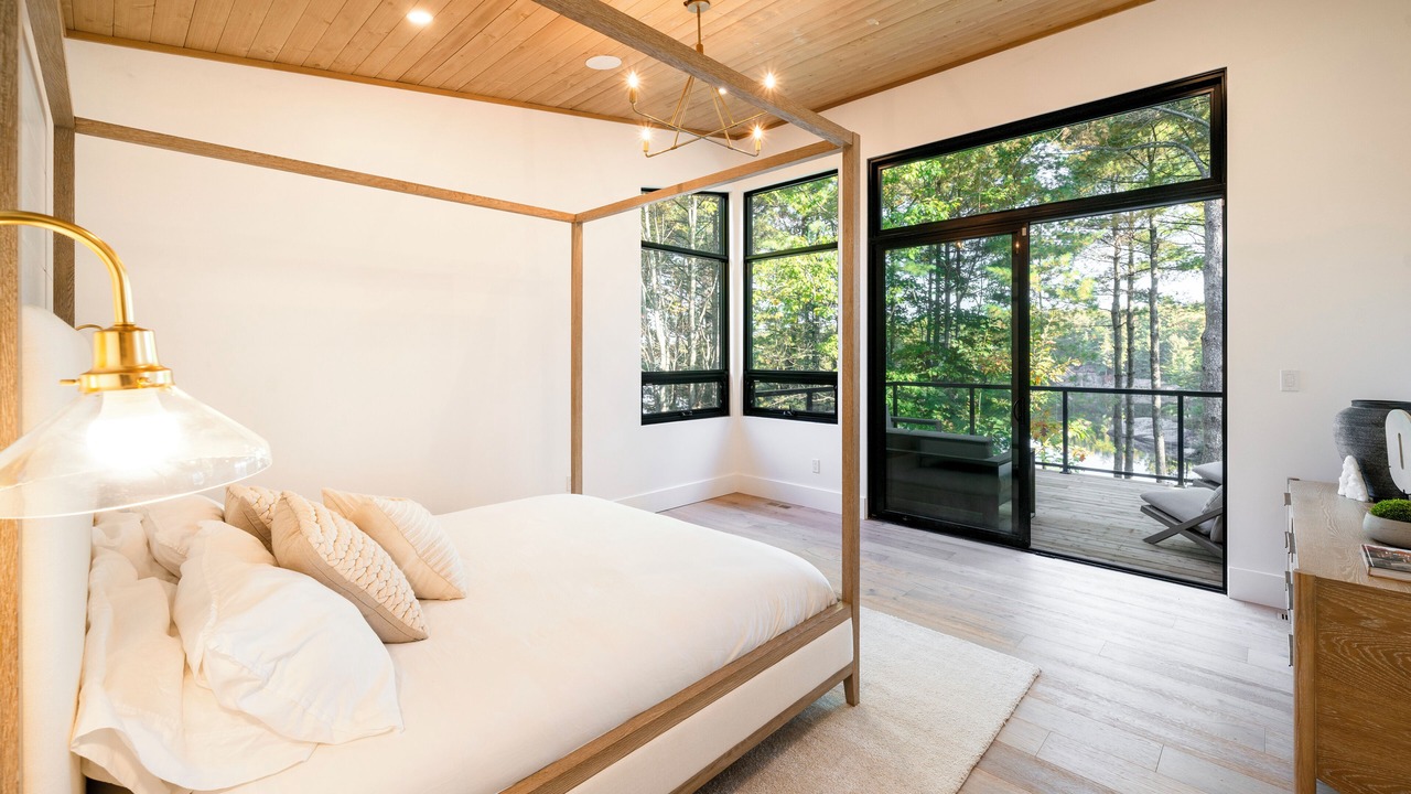 Photo of Bedroom in Gravenhurst