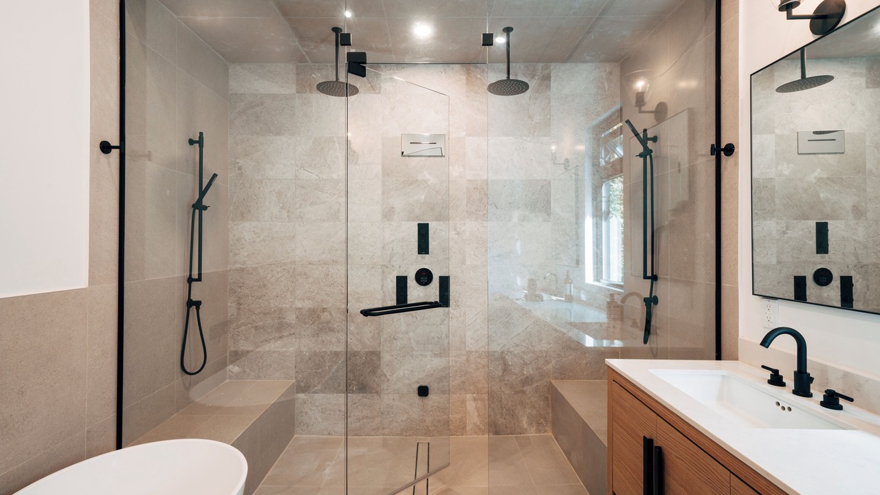 Photo of Bathroom in Gravenhurst