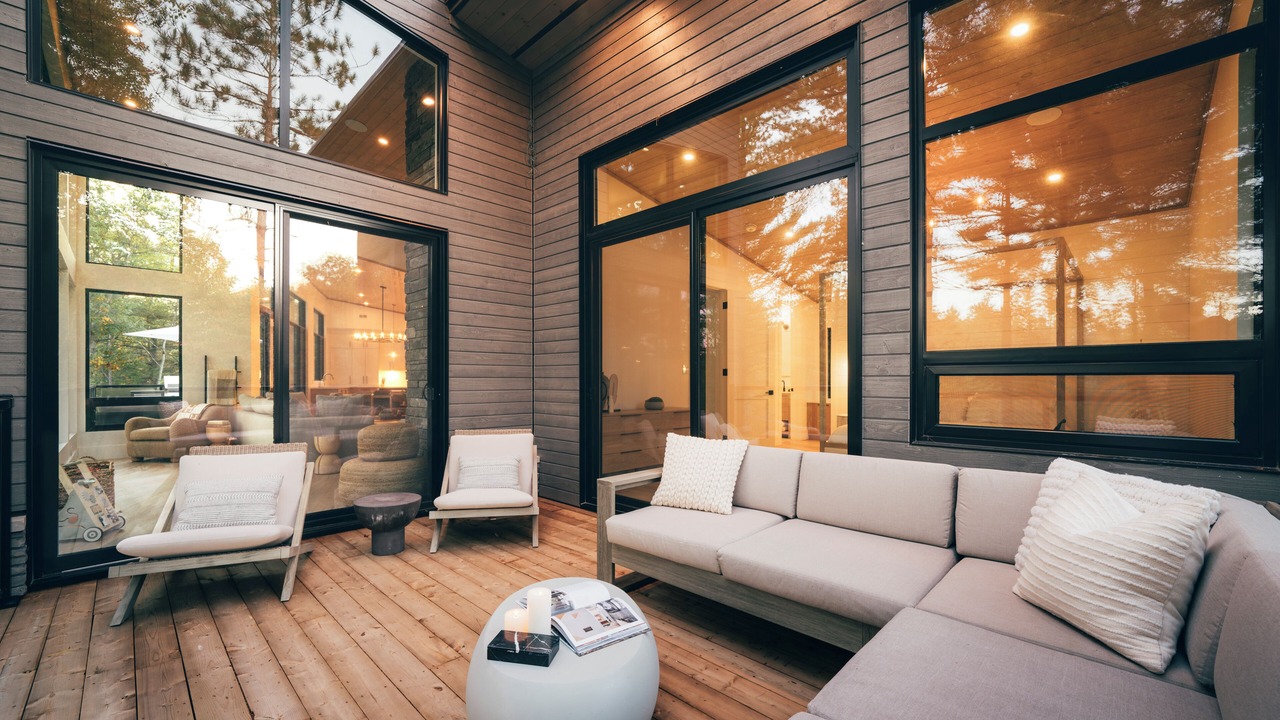 Photo of Patio Balcony in Gravenhurst