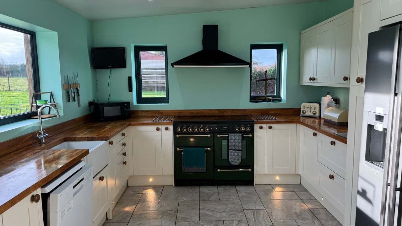 Photo of Others in Aston on Trent