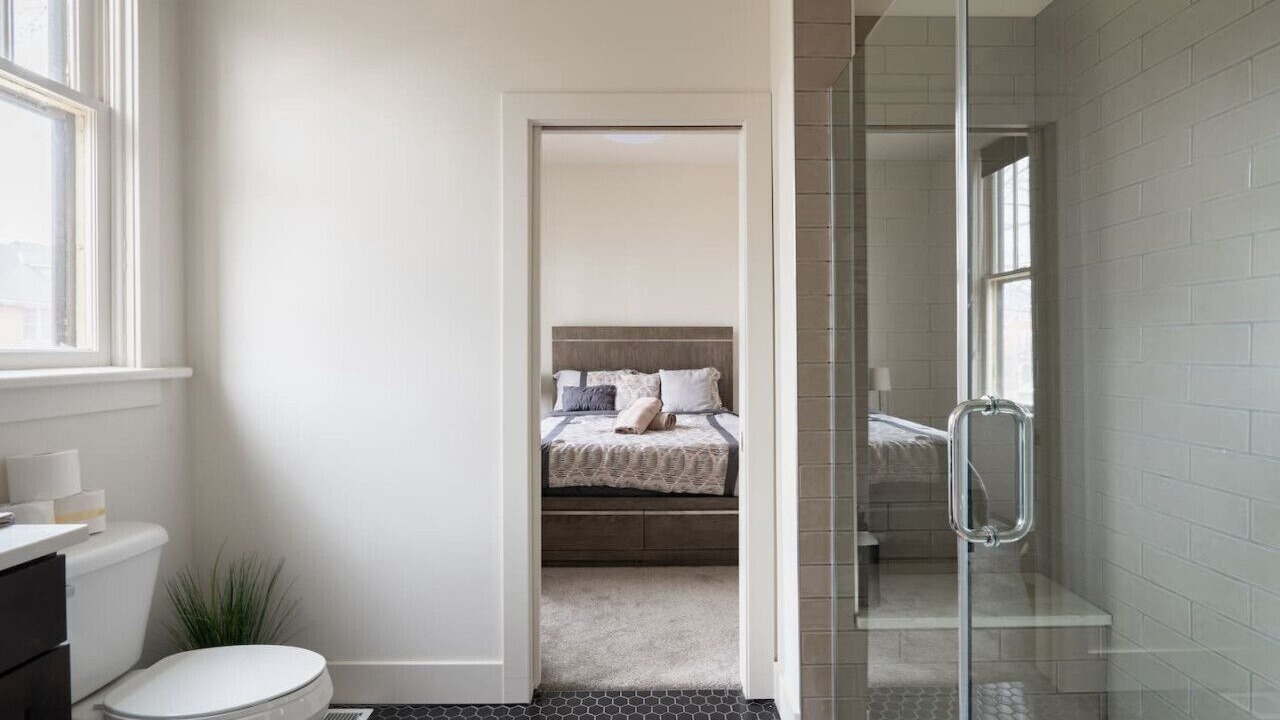 Photo of Bathroom in Short North