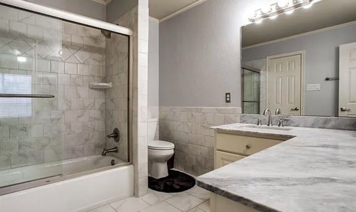 Photo of Bathroom in Colleyville