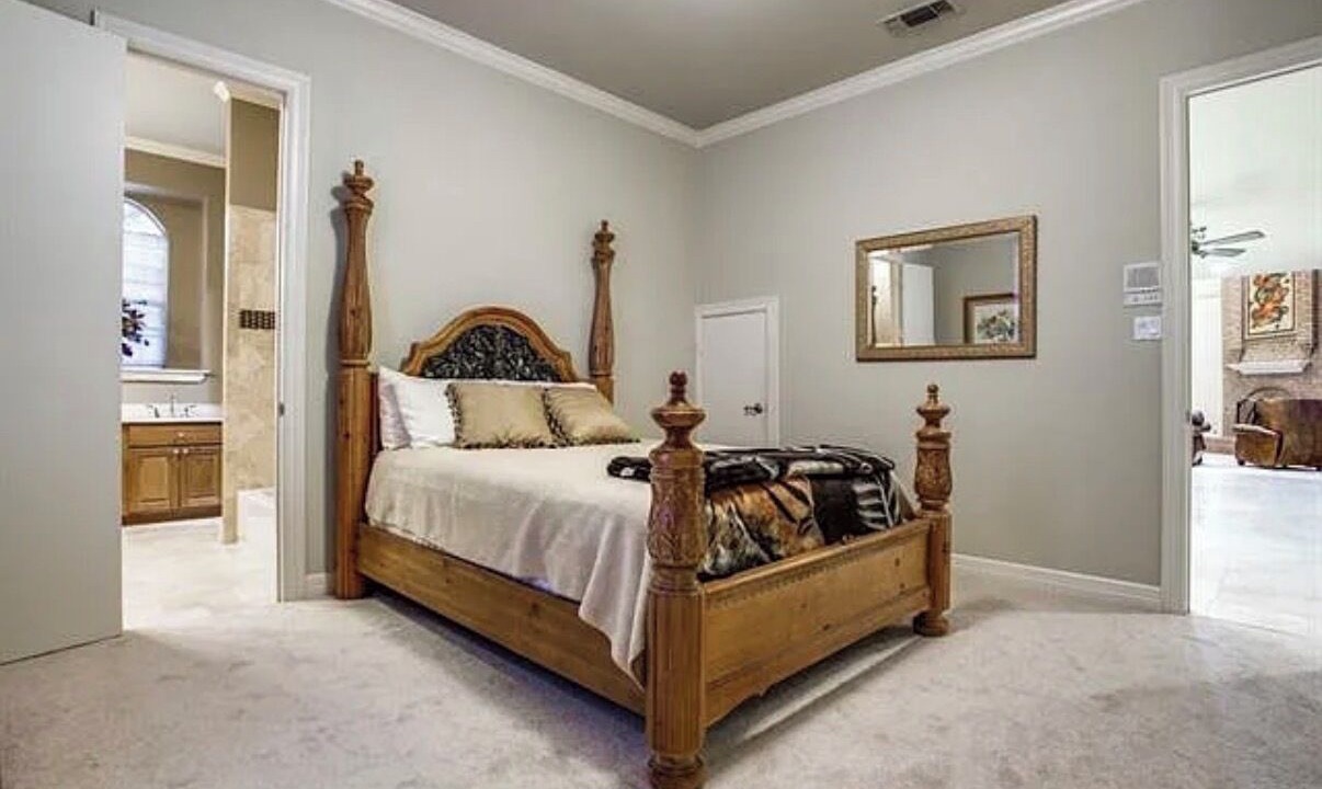 Photo of Bedroom in Colleyville