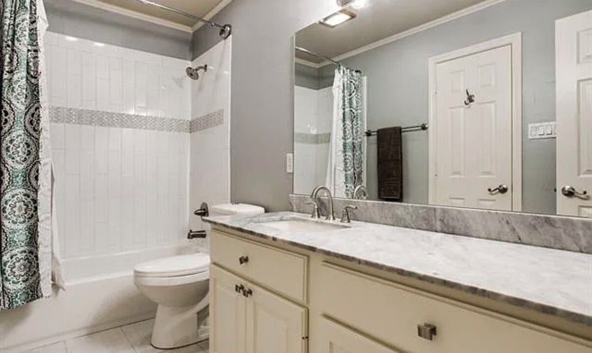 Photo of Bathroom in Colleyville
