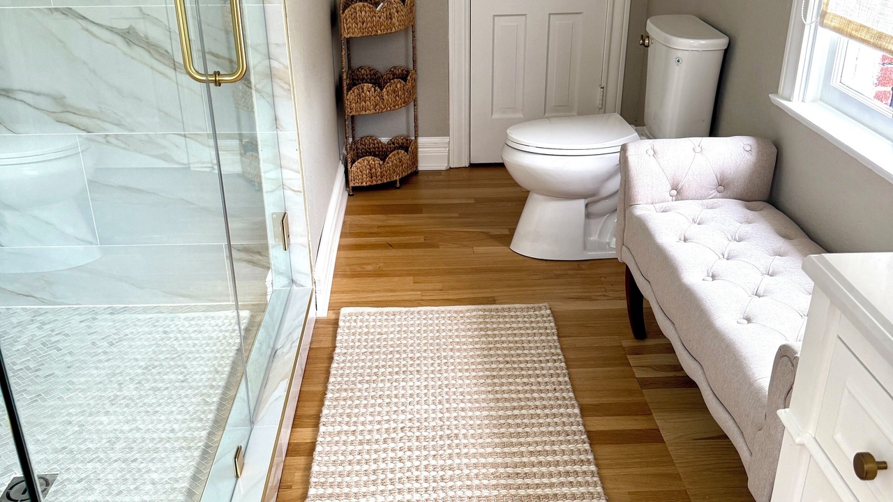 Photo of Bathroom in Madisonville