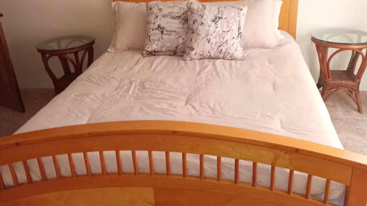 Photo of Bedroom in Kuttawa