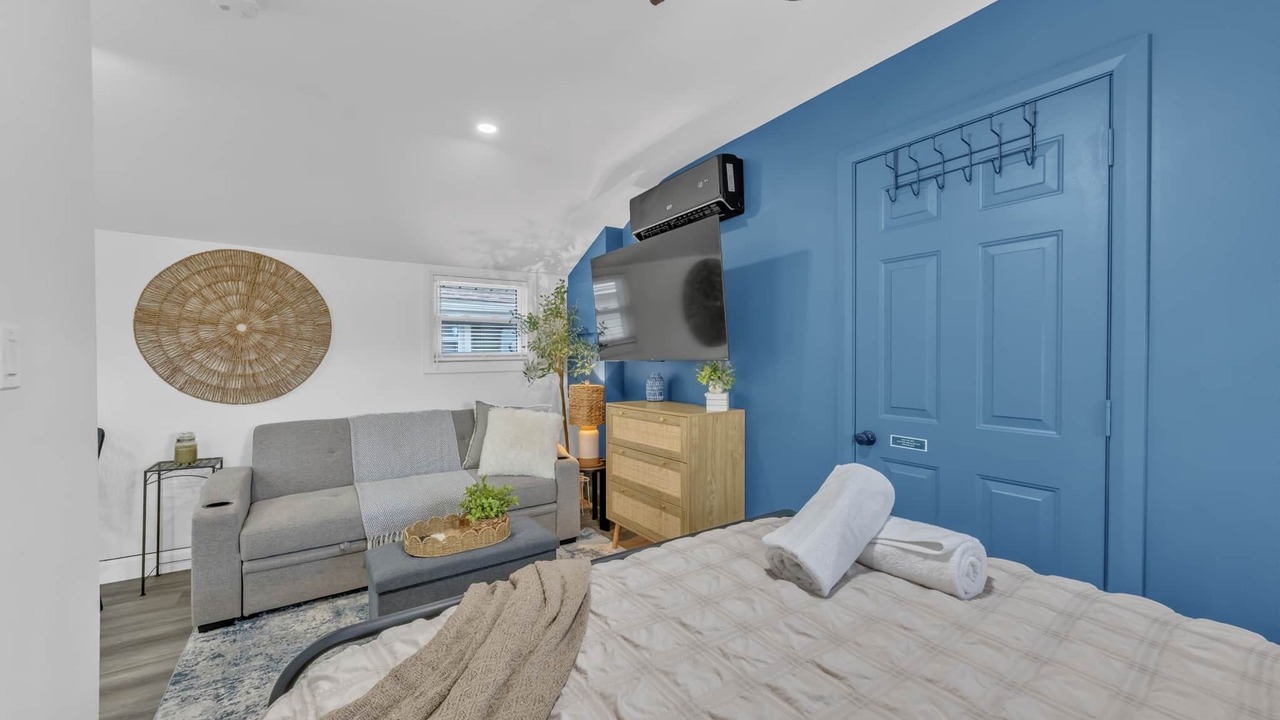 Photo of Bedroom in Leamington