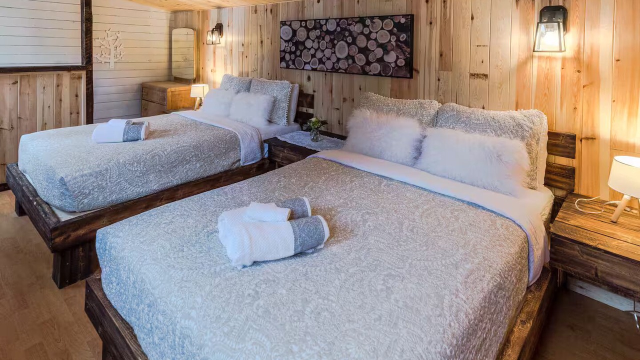 Photo of Bedroom in La Malbaie