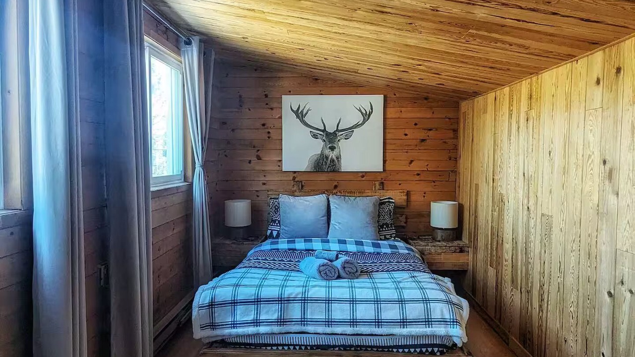 Photo of Bedroom in La Malbaie
