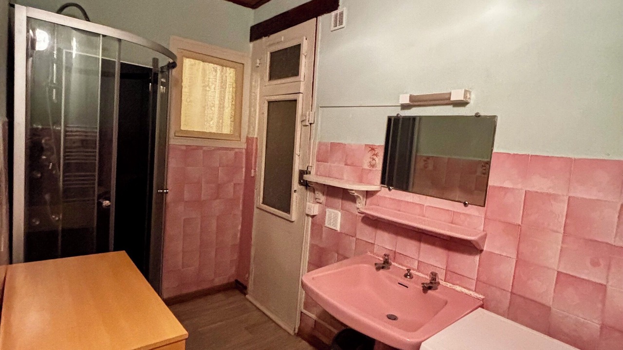 Photo of Bathroom in Saint-Savin