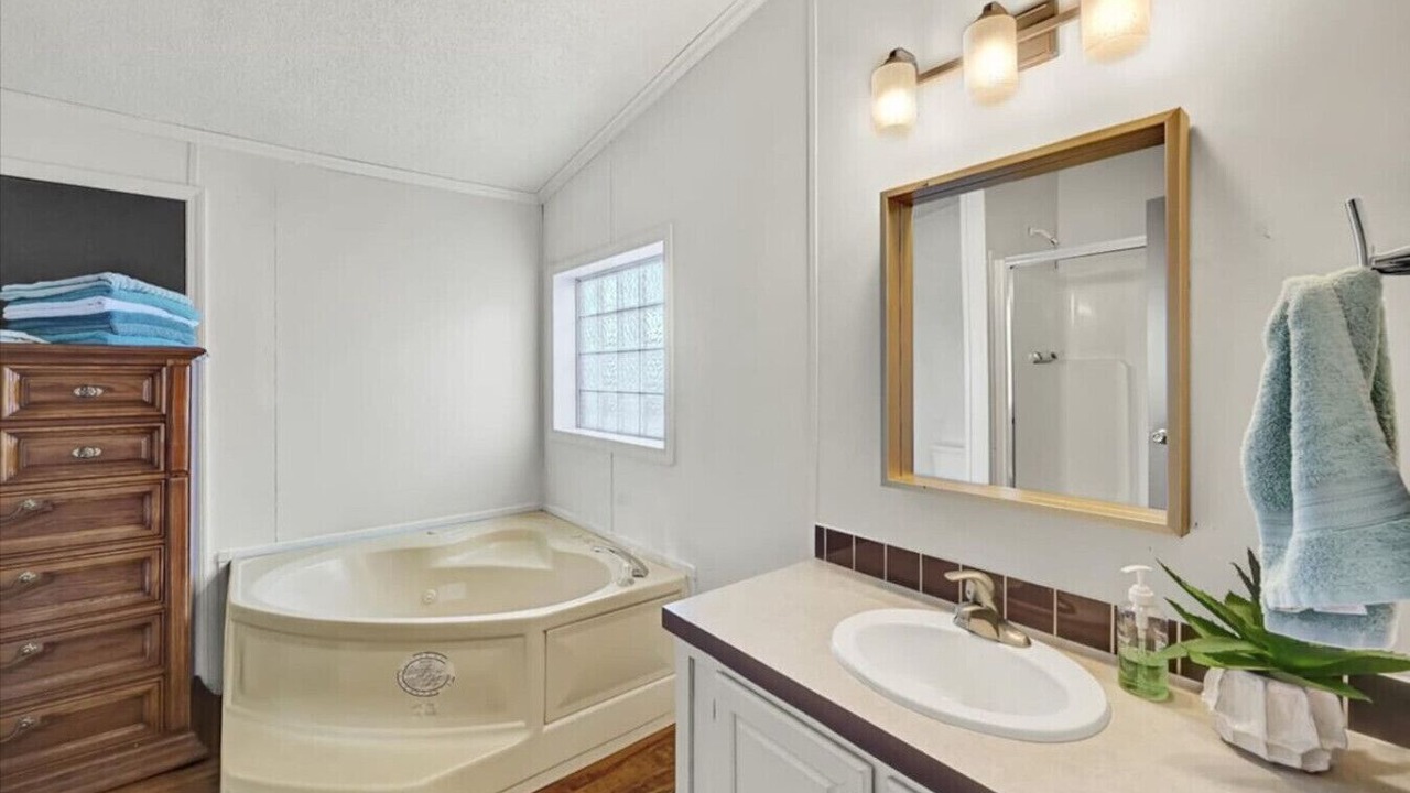 Photo of Bathroom in Airville