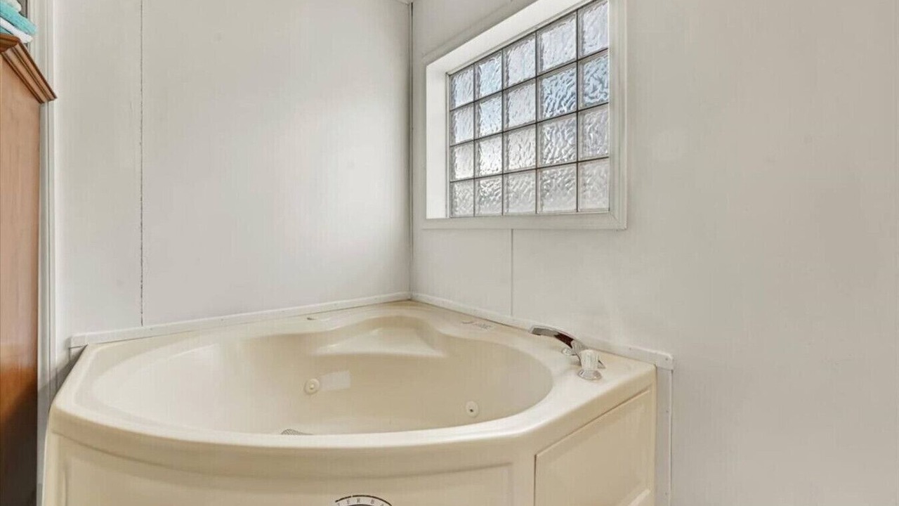 Photo of Bathroom in Airville