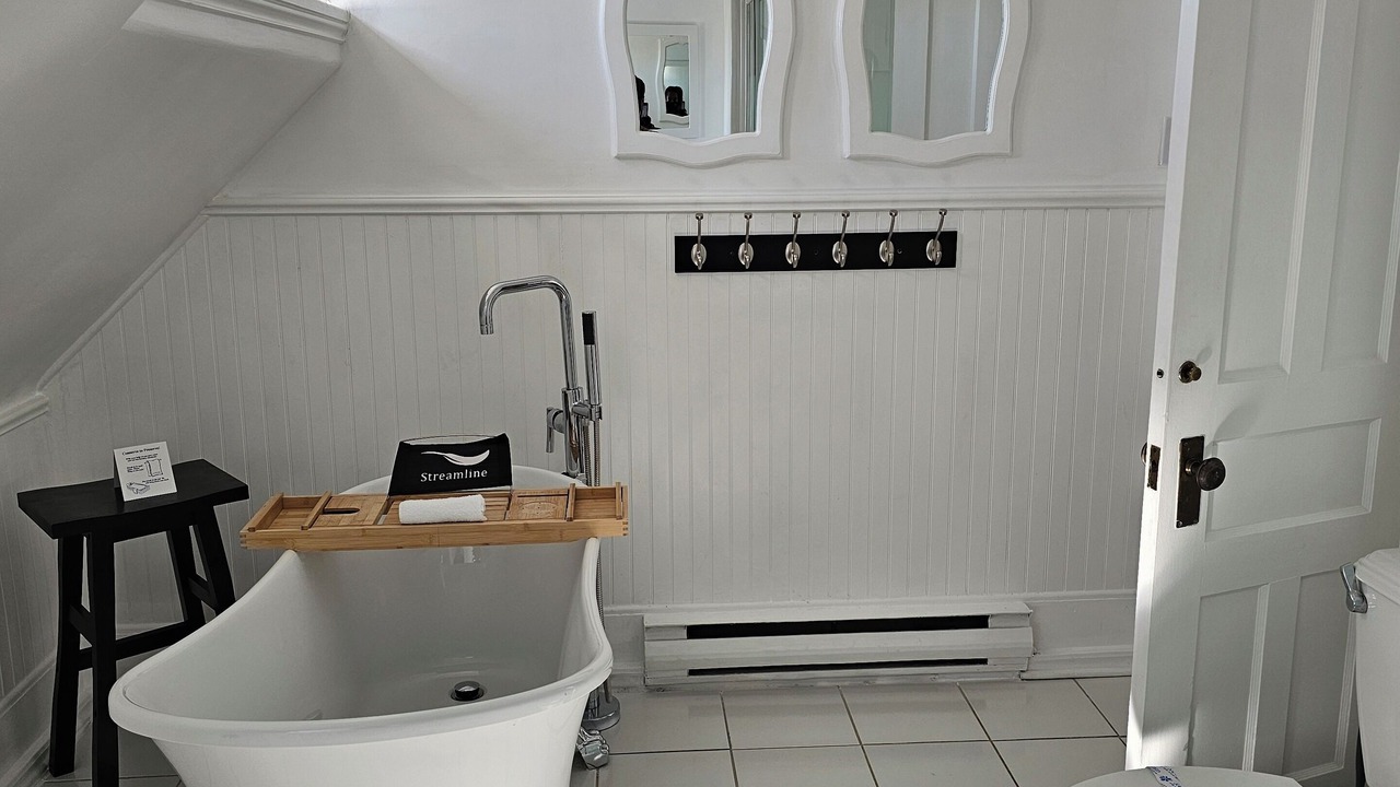 Photo of Bathroom in Pembroke