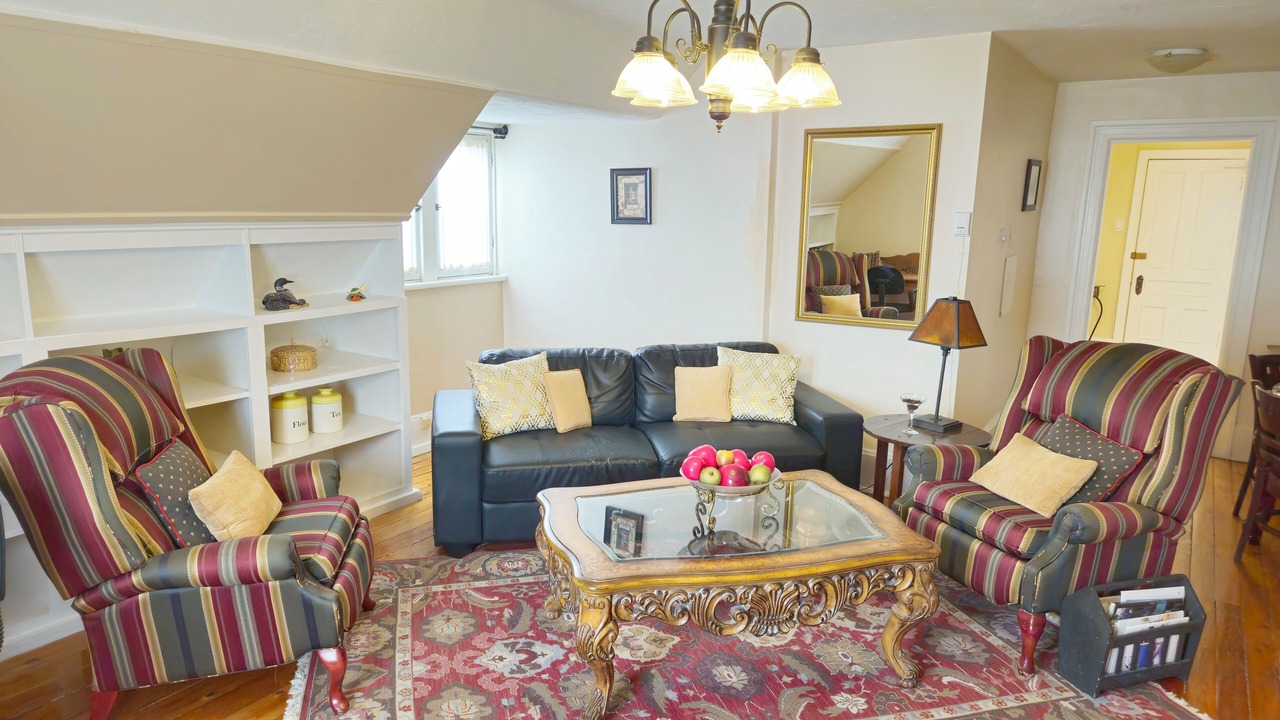 Photo of Livingroom in Pembroke