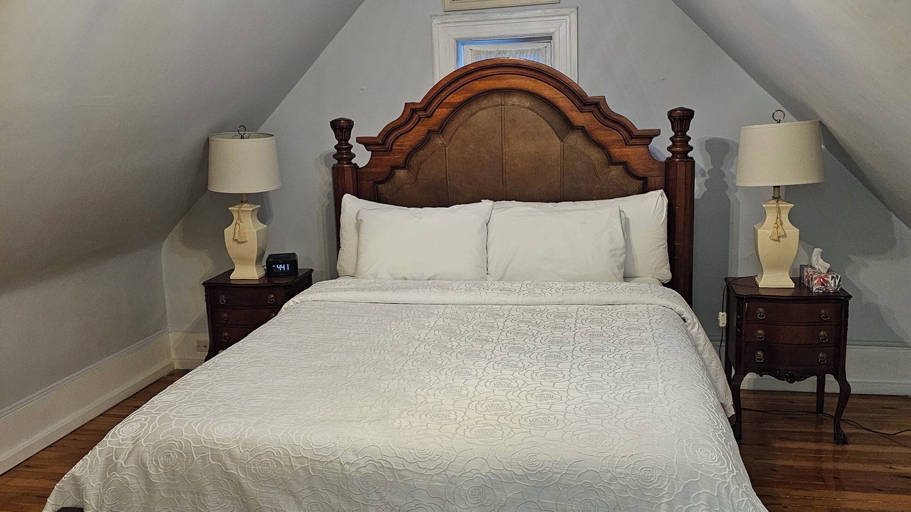 Photo of Bedroom in Pembroke