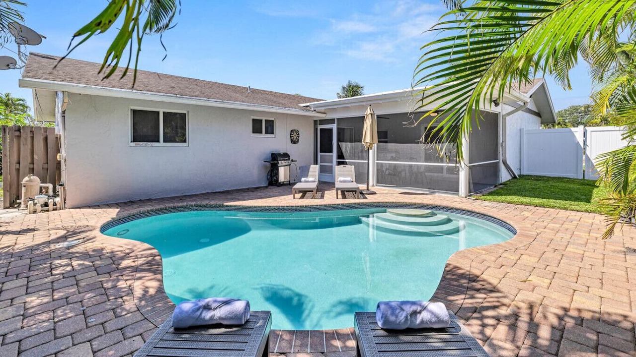 Photo of Outdoor in Tropic Palms