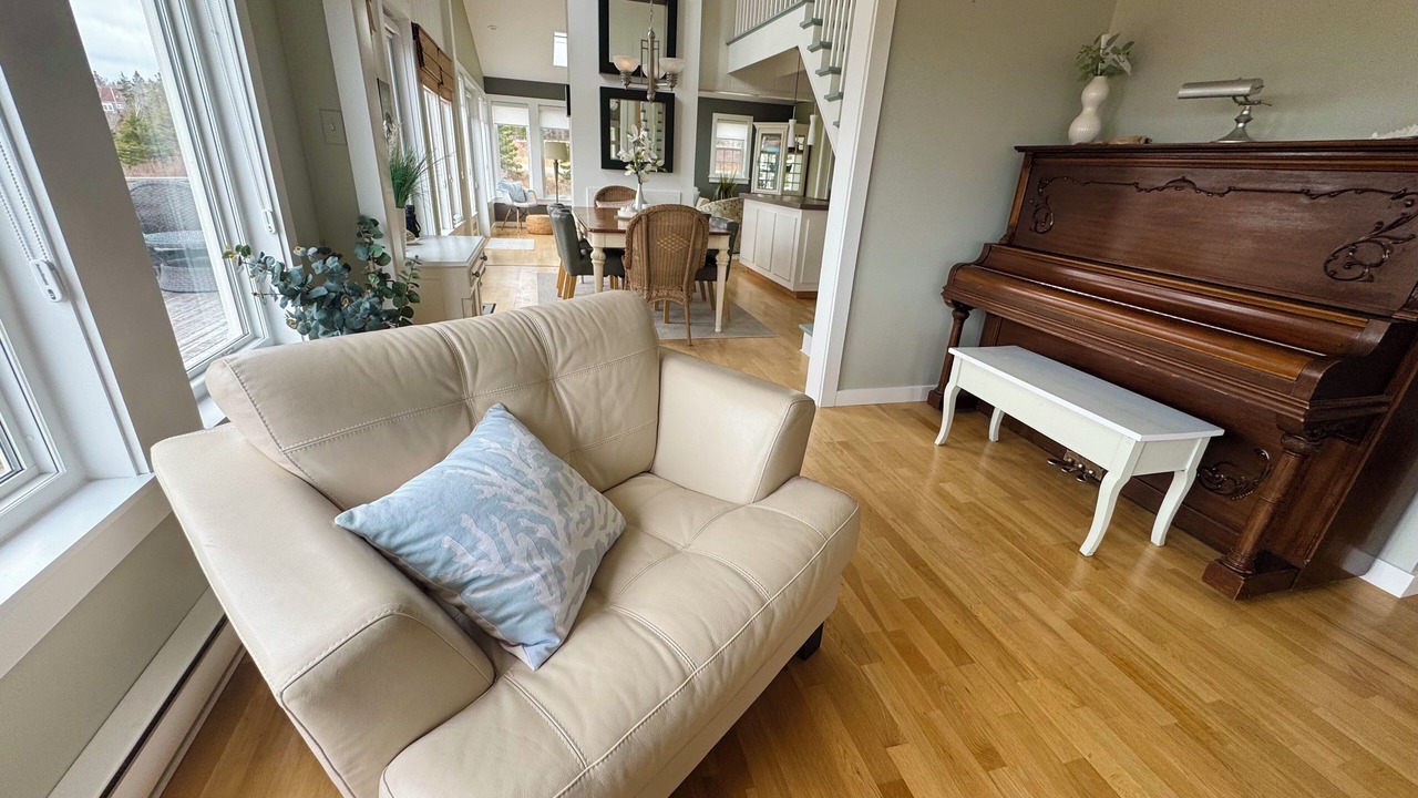 Photo of Livingroom in Western Head