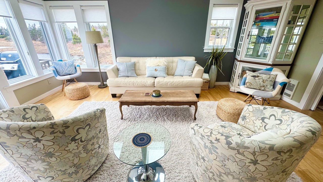 Photo of Livingroom in Western Head