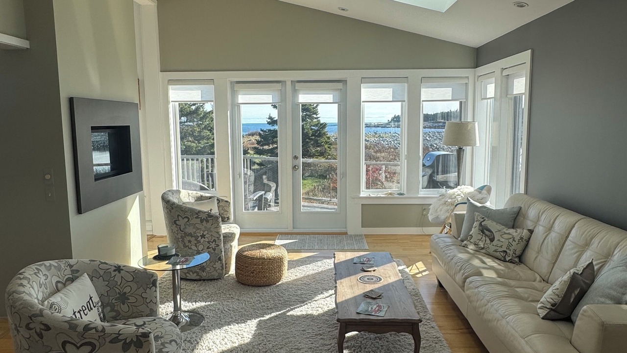 Photo of Livingroom in Western Head