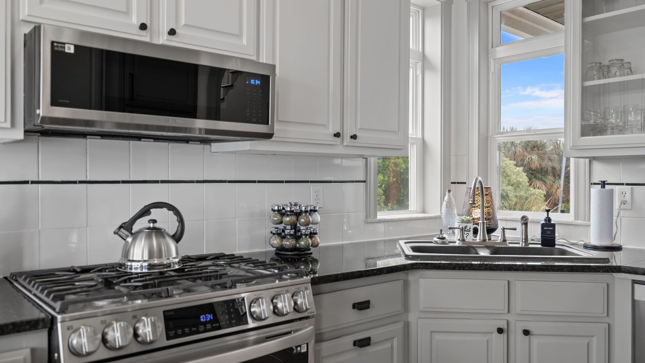 Photo of Kitchen in Colington Harbour