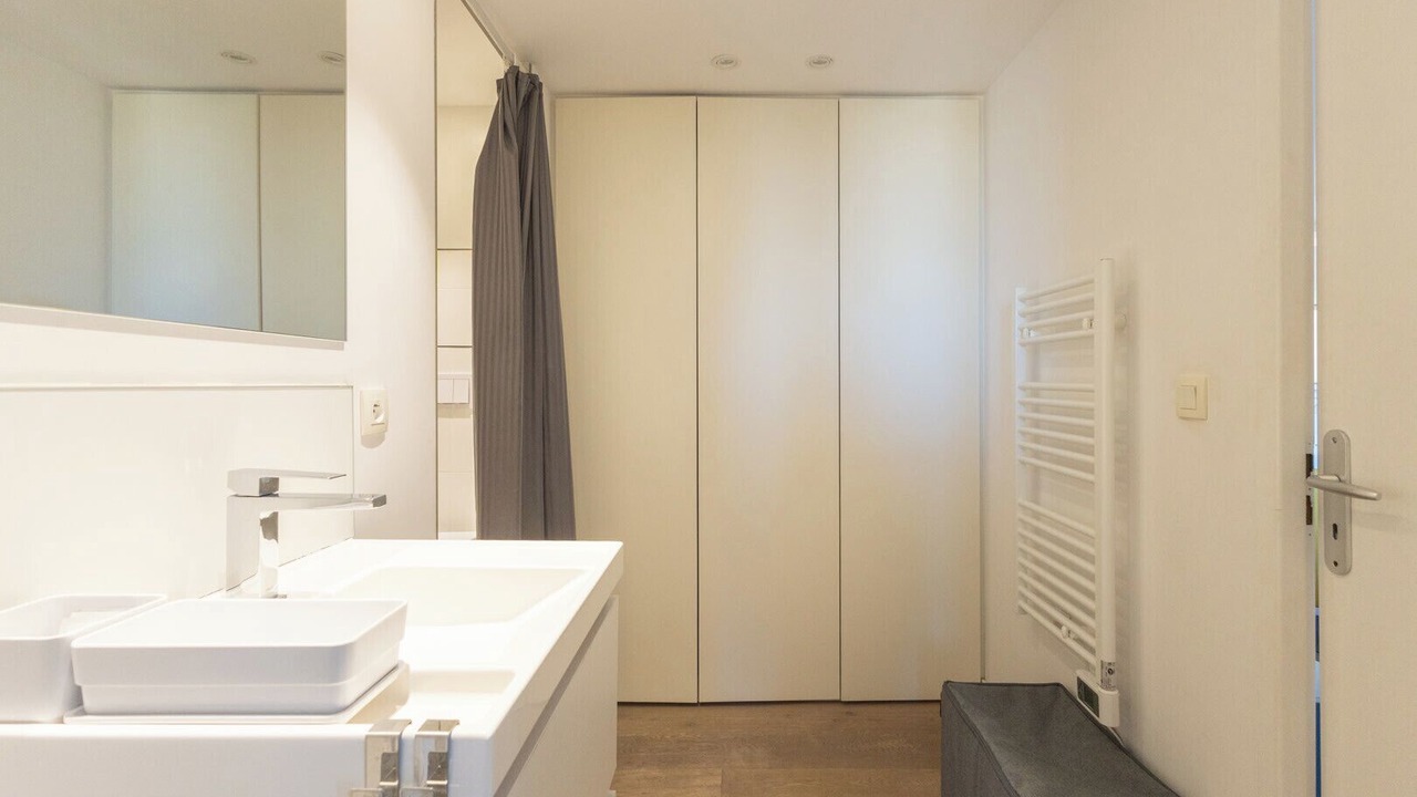 Photo of Bathroom in 7th Arrondissement