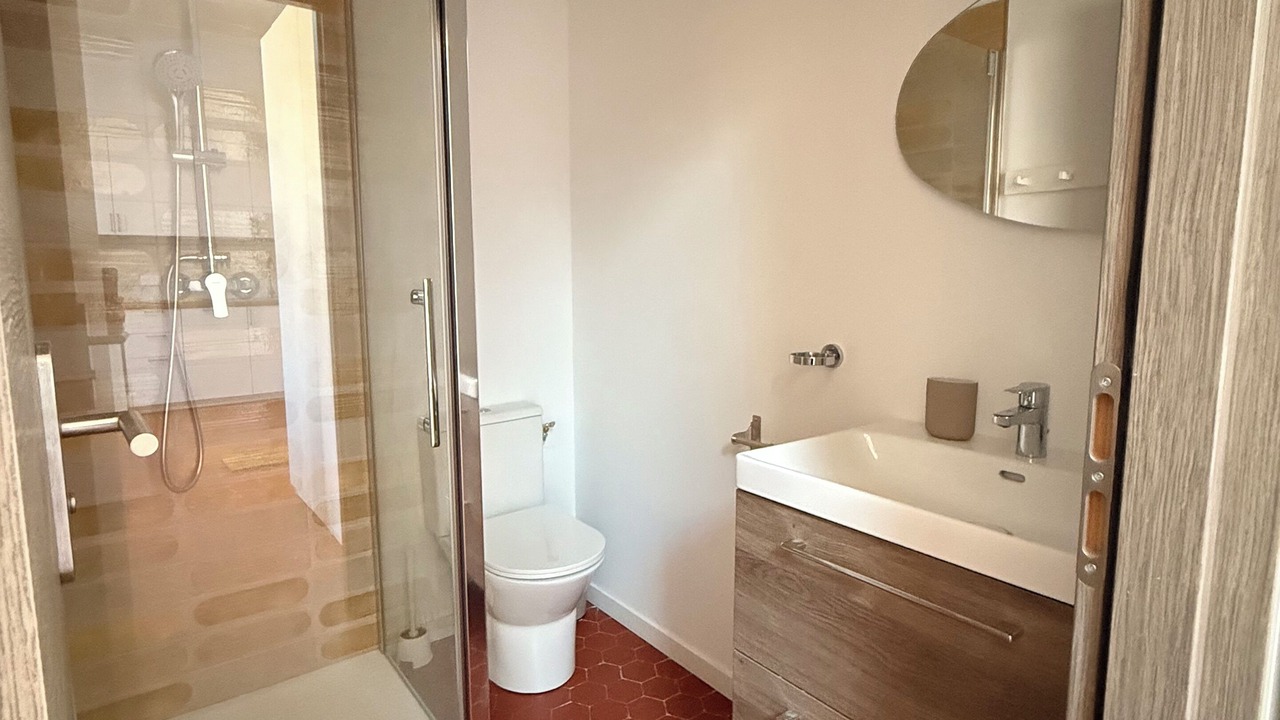 Photo of Bathroom in Aubagne