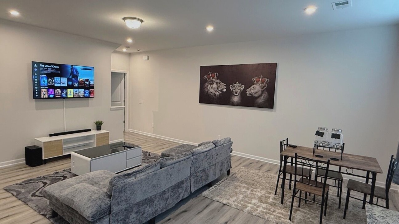 Photo of Livingroom in Four Corners