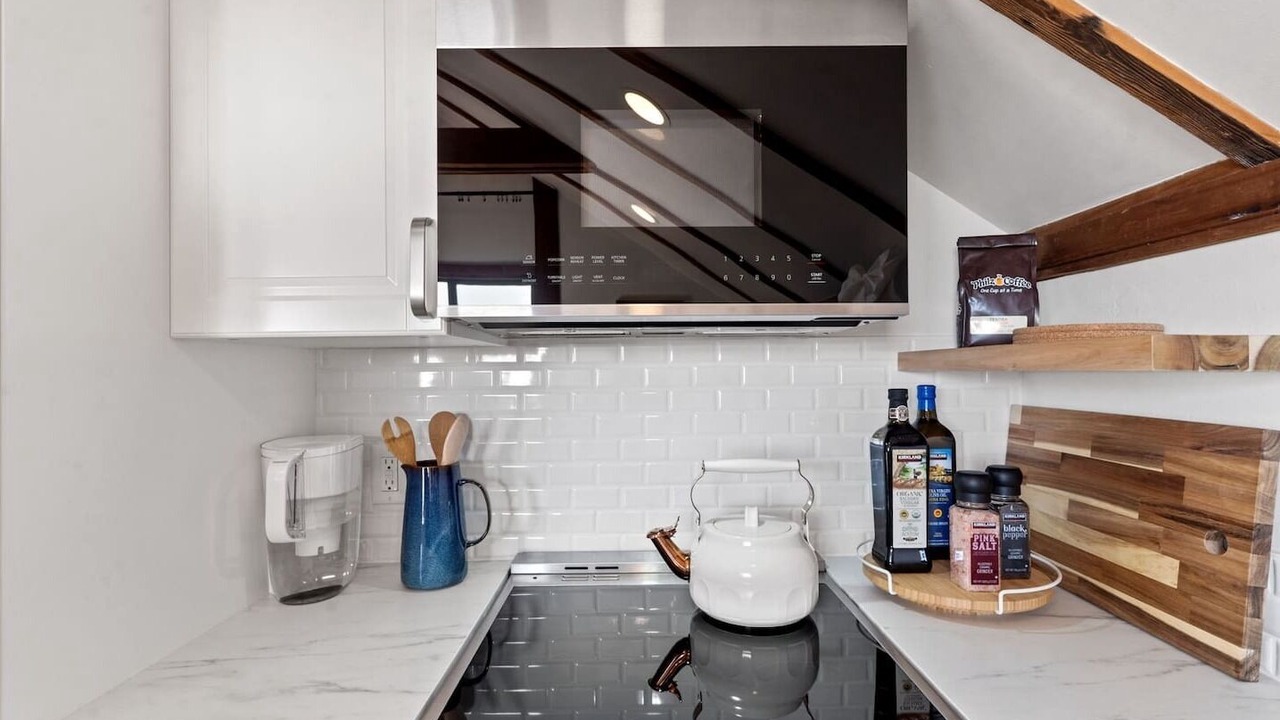 Photo of Kitchen in Berkeley Hills